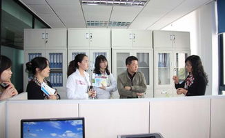 深度賦能基層治理 全市街道社區(qū)黨組織書(shū)記培訓(xùn)班學(xué)員實(shí)地考察上海信息咨詢(xún)服務(wù)新范式